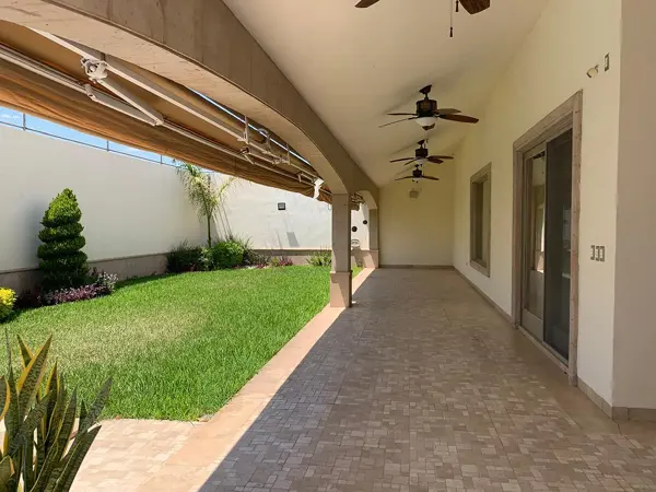 Casa en venta en Hacienda del Rosario, Torreón — foto 2 de 31