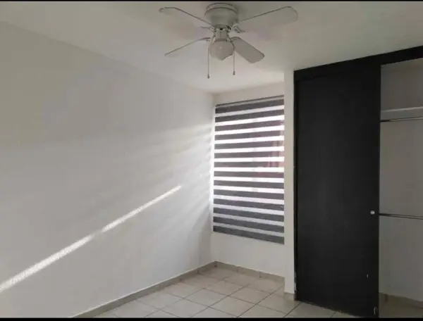 Casa en renta en Paseos del Bosque, Corregidora — foto 3 de 10