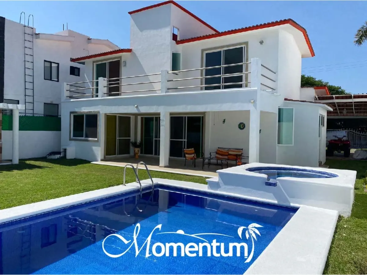 Casa en venta en Lomas de Cocoyoc, Atlatlahucan — foto 1 de 18