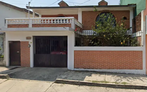 Casa en remate en Sostenes Mejia Blanco, Xalapa, Veracruz de Ignacio de la Llave