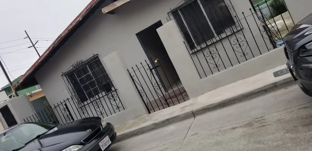 Casa en venta en Chihuahua la Mesa, Tijuana — foto 1 de 18