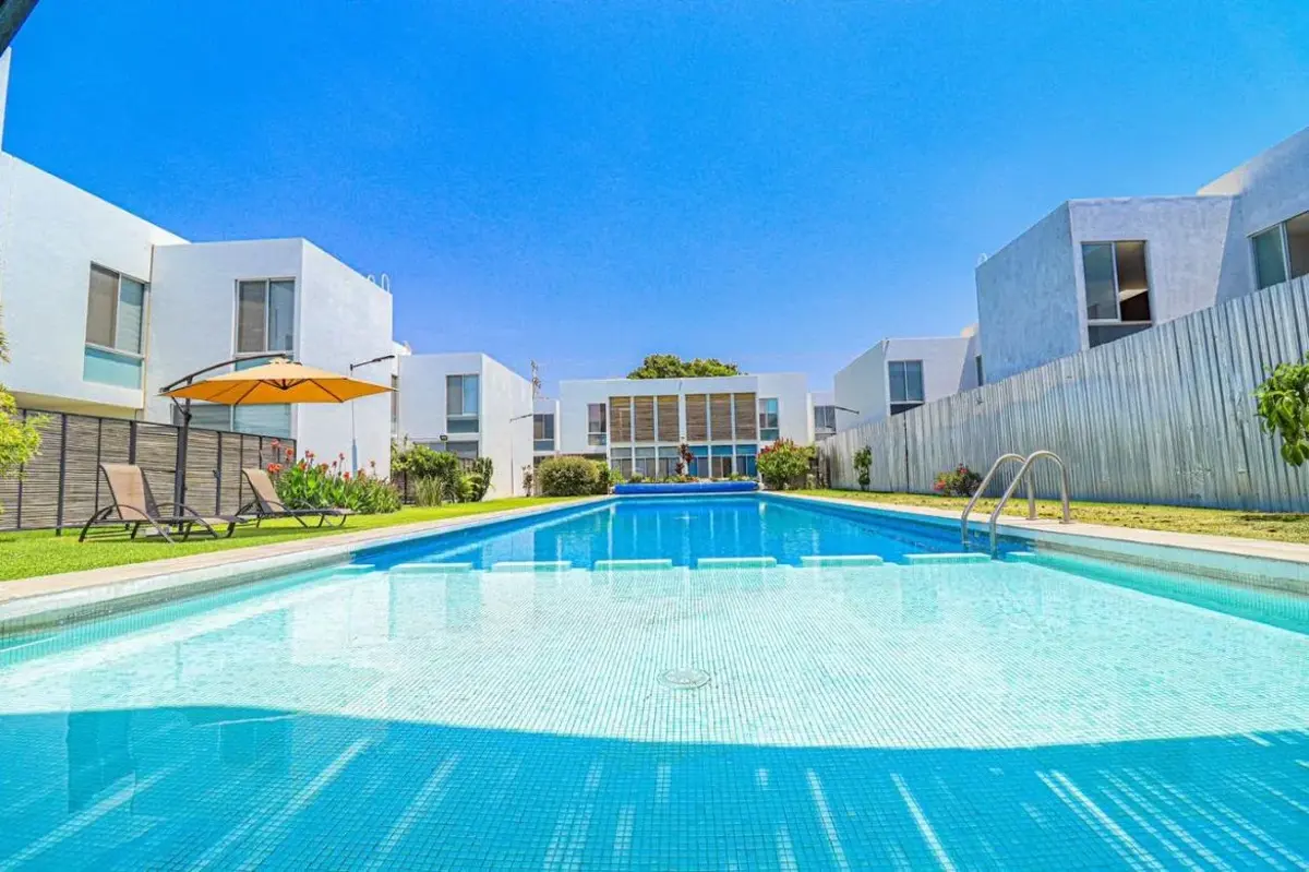 Casa en renta en Lomas del Manantial, Xochitepec — foto 1 de 21