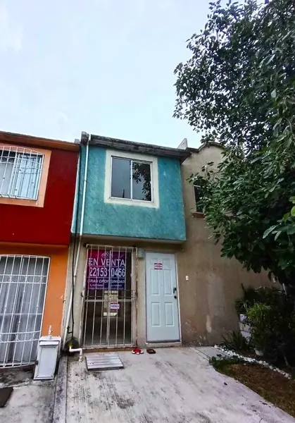 Casa en Jardines de Santa Rosa, Puebla, Puebla