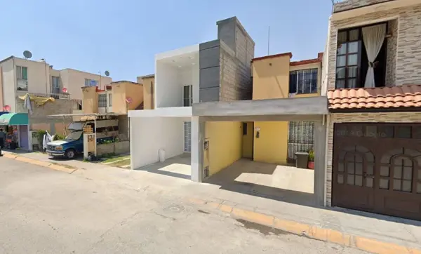 Casa en venta en Paseos de Tultepec I, Tultepec — foto 3 de 7