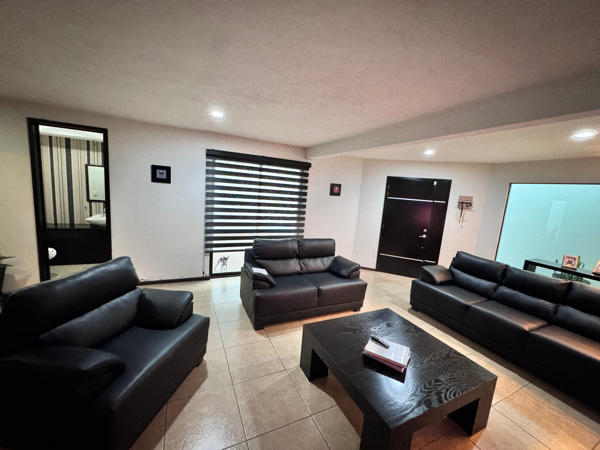 Casa en venta en Hacienda de la Huerta, Morelia — foto 2 de 24