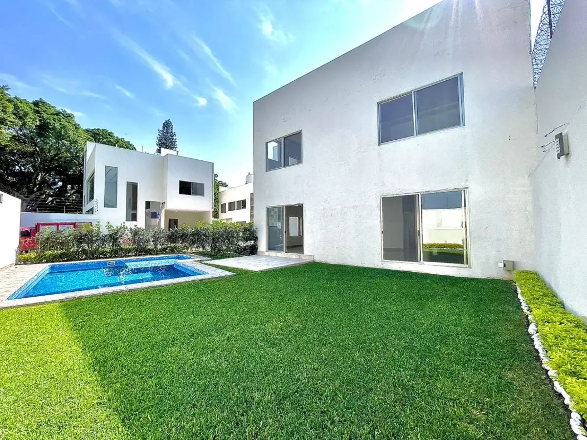 Casa en venta en Temixco Centro, Temixco — foto 1 de 20