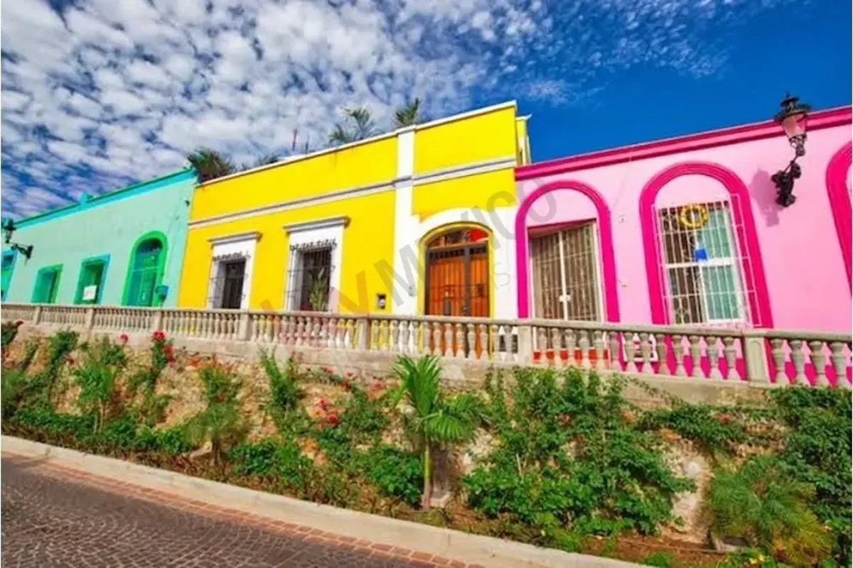 Casa en venta en Mazatlán Centro, Mazatlán — foto 1 de 27