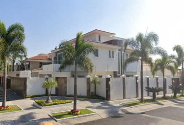 Casa en venta en Bugambilias, Zapopan — foto 2 de 8