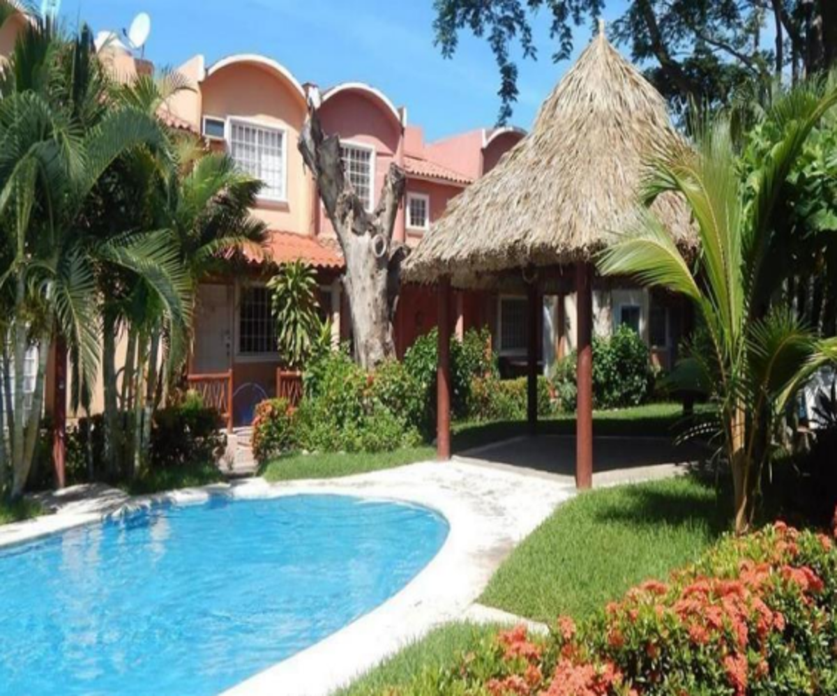 Casa en venta en Morrocoy, Zihuatanejo de Azueta — foto 1 de 9