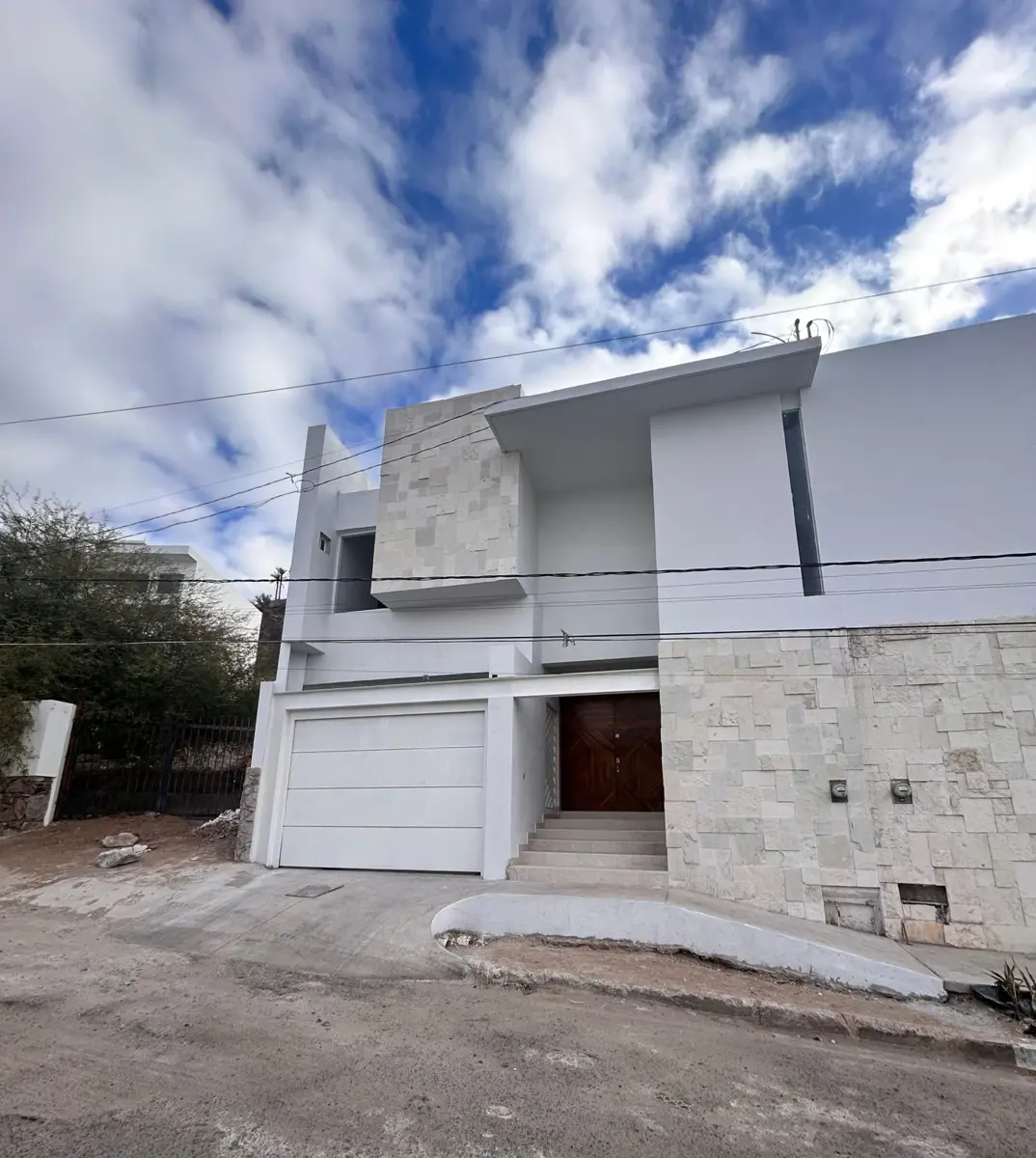 Casa en venta en Loma Linda, Hermosillo — foto 1 de 17