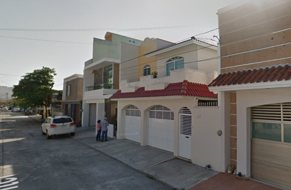 Casa en venta en Jardines de Mocambo, Boca del Río — foto 3 de 4