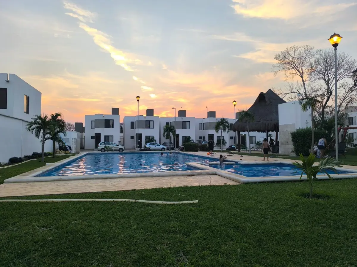 Casa en renta en Las Palmas Yucatán, Kanasín — foto 1 de 13