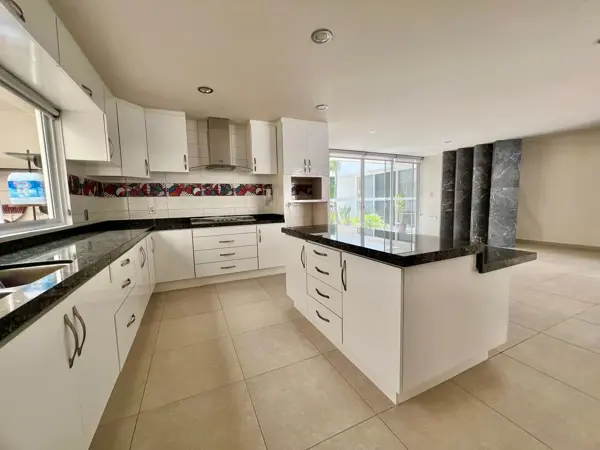 Casa en venta en Lomas de Angelópolis, San Andrés Cholula — foto 3 de 19