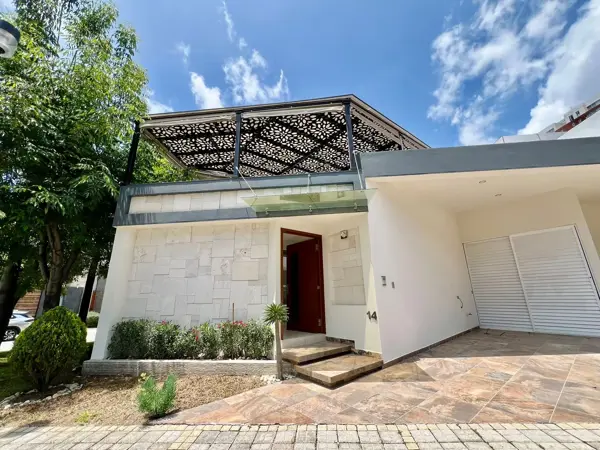 Casa en venta en Lomas de Angelópolis, San Andrés Cholula, Puebla Casa en venta en Lomas de Angelópolis, San Andrés Cholula, Puebla