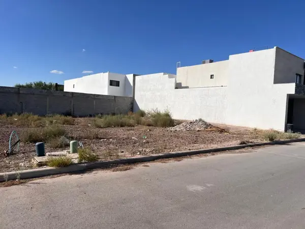 Terreno en venta en Hacienda del Rosario, Torreón — foto 3 de 12