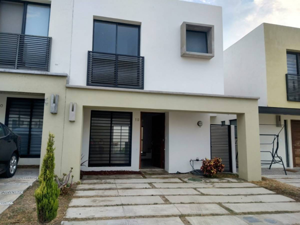 Casa en venta en Adamar, Tlajomulco de Zúñiga — foto 2 de 42