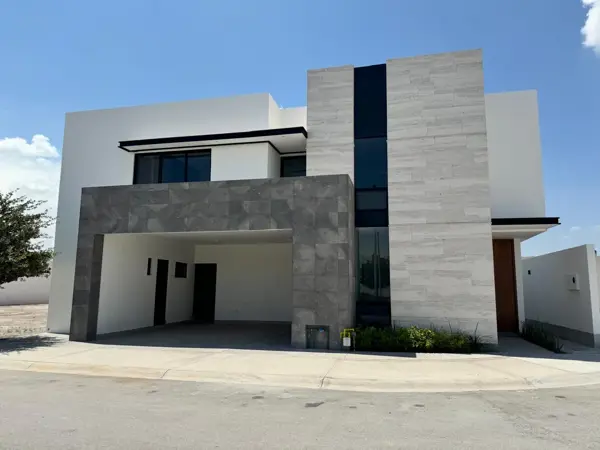 Casa en venta en Almeras, Torreón — foto 2 de 23