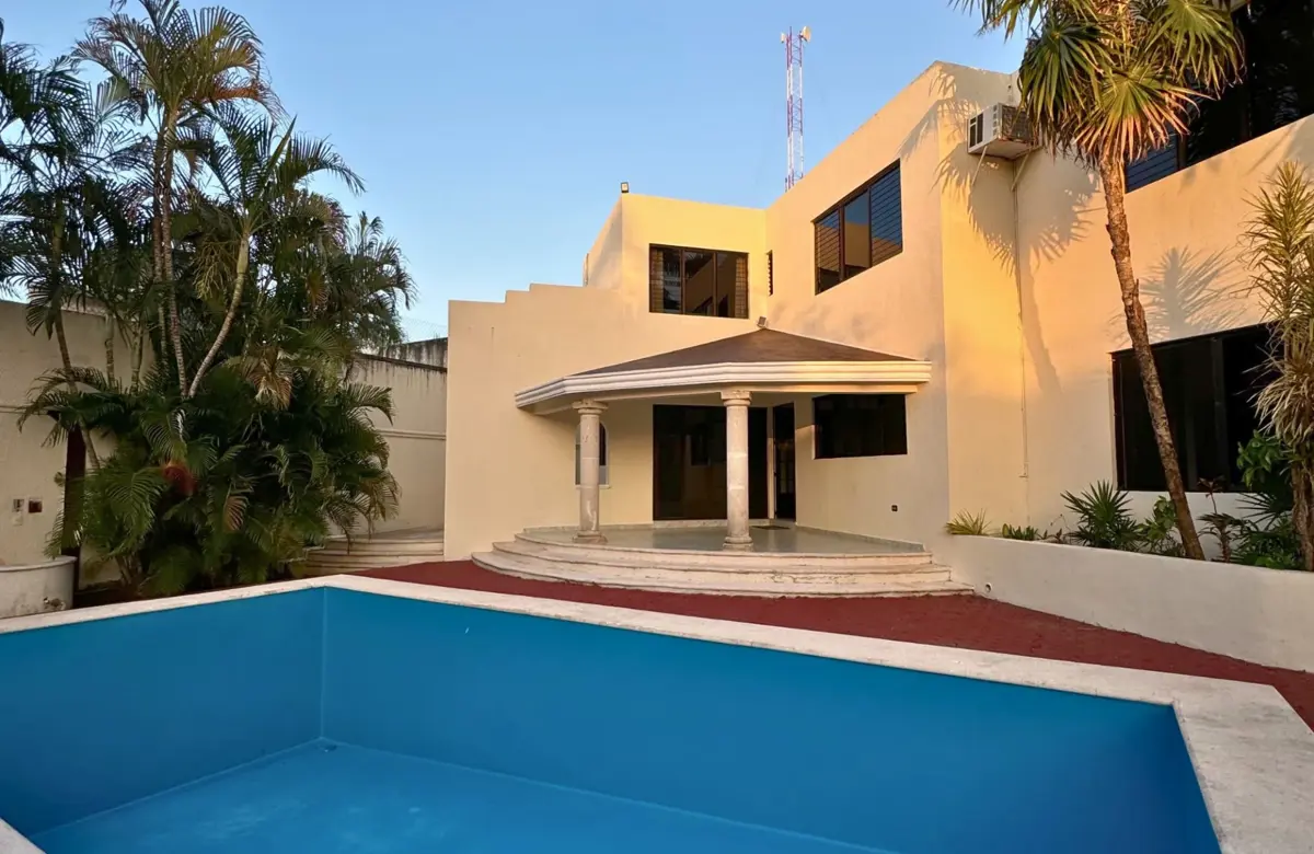 Casa en venta en San Pedro Cholul, Mérida — foto 1 de 26