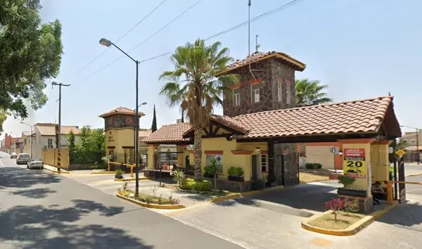 Casa en venta en Real Toscana, Tecámac — foto 3 de 9