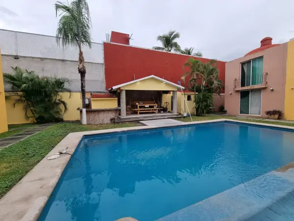 Casa en venta en Xochitepec Centro, Xochitepec — foto 2 de 21