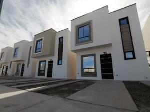 Casa en venta en Loma Real, Torreón — foto 2 de 23