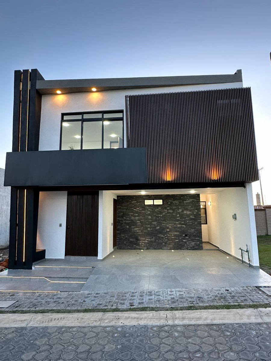 Casa en venta en Lomas de Angelópolis, San Andrés Cholula — foto 1 de 11