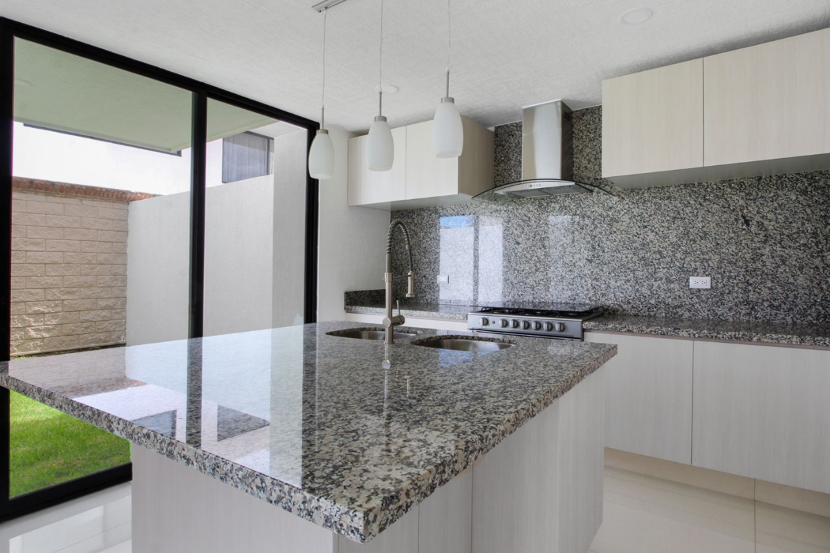Casa en venta en Lomas de Angelópolis, San Andrés Cholula — foto 1 de 21