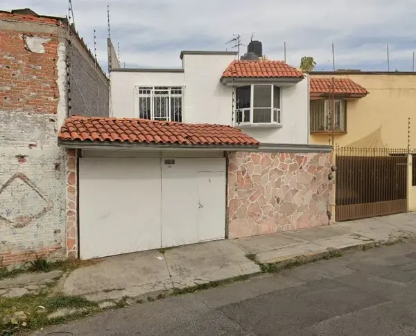 Casa en venta en Zaragoza, Zaragoza — foto 2 de 7