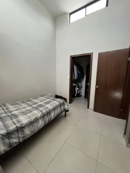 Casa en venta en La Escondida, Saltillo — foto 3 de 8