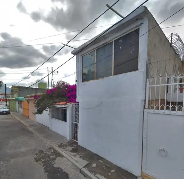 Casa en venta en Villa de las Flores 1a Sección (Unidad Coacalco), Coacalco de Berriozábal — foto 2 de 8