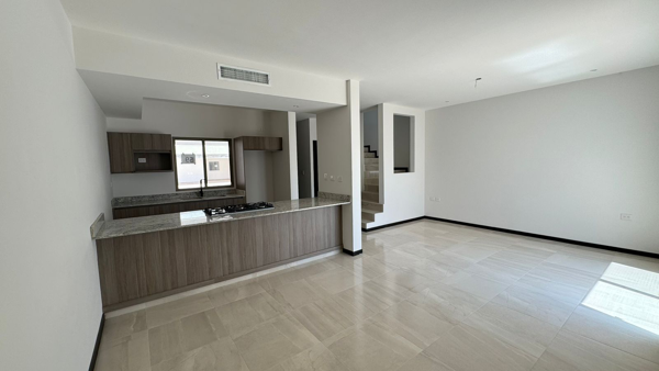 Casa en venta en Los Viñedos, Torreón — foto 2 de 33