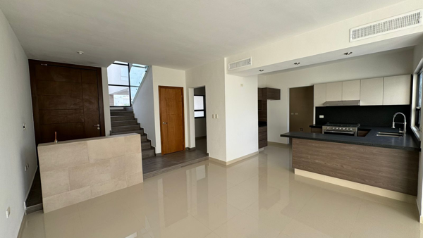 Casa en venta en Los Viñedos, Torreón — foto 2 de 32