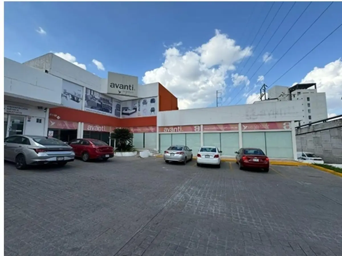Local en renta en Las Cumbres, Monterrey — foto 1 de 3