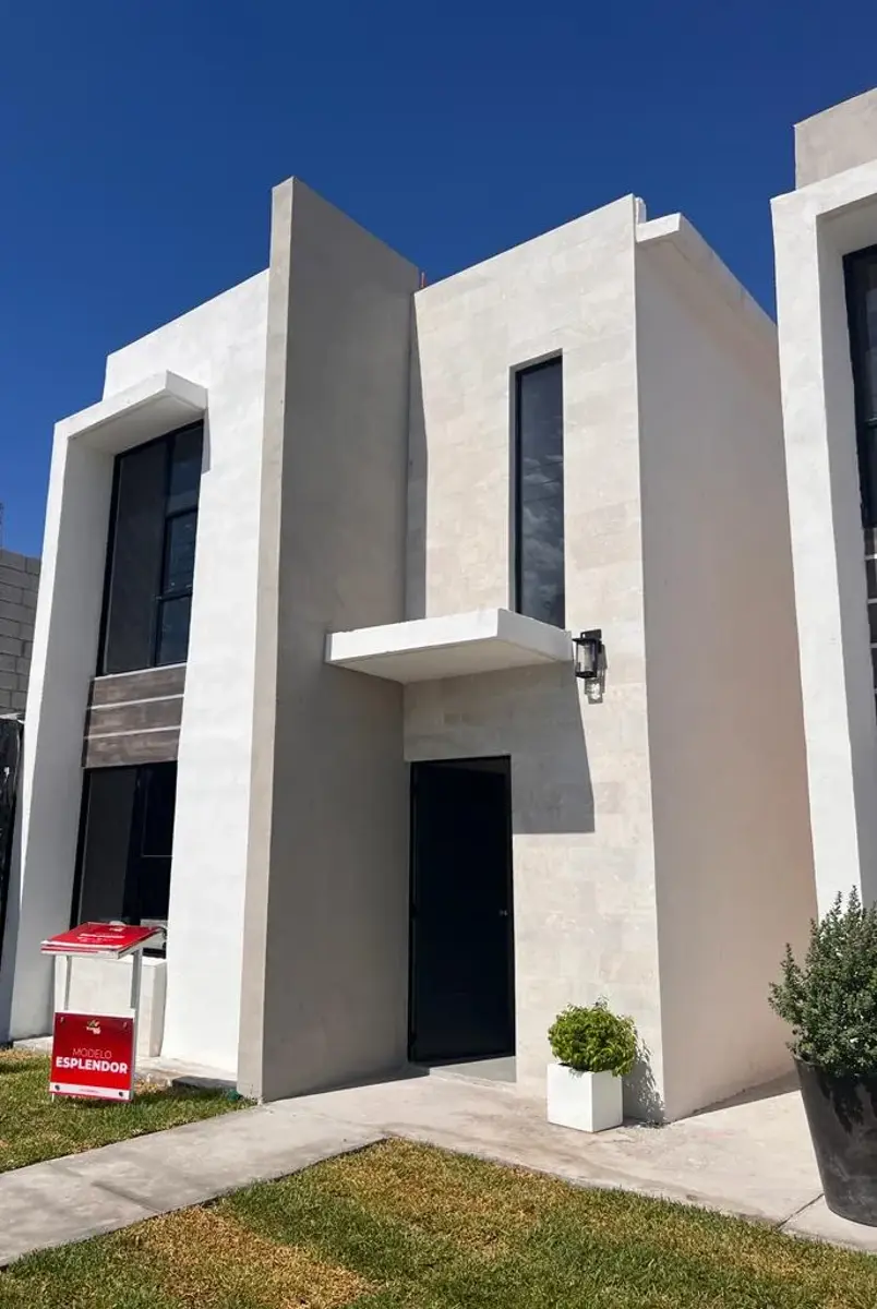 Casa en venta en Residencial Campanario, Gómez Palacio — foto 1 de 23