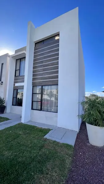 Casa en venta en Residencial Campanario, Gómez Palacio — foto 2 de 14