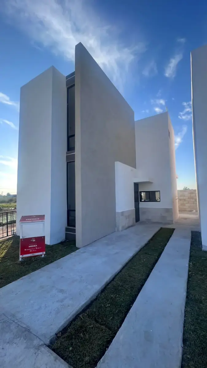 Casa en venta en Residencial Campanario, Gómez Palacio — foto 1 de 9