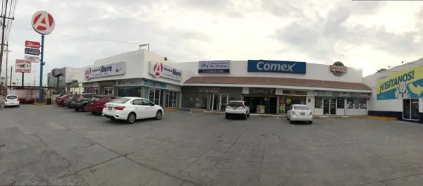 Local en renta en Puerta de Hierro, Monterrey — foto 2 de 3