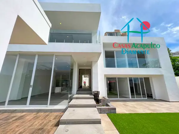 Casa en venta en Playa Guitarrón, Acapulco de Juárez — foto 2 de 66