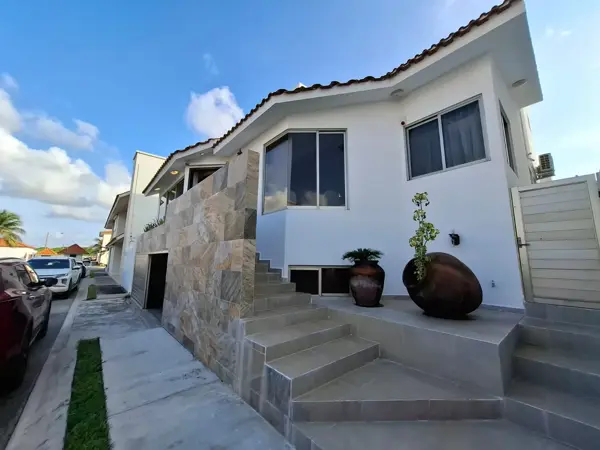Casa en venta en El Sendero Residencial, Alvarado — foto 3 de 29
