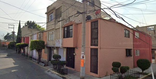 Casa en venta en Ejército de Oriente Zona Peñón, Iztapalapa — foto 3 de 13