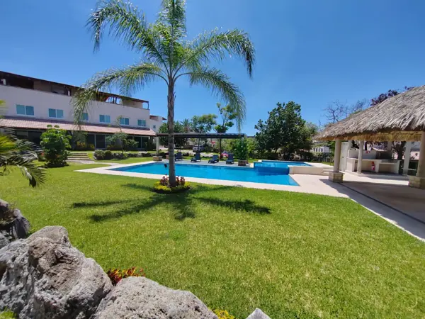Casa en venta en Cumbres Tulipanes, Xochitepec — foto 2 de 15