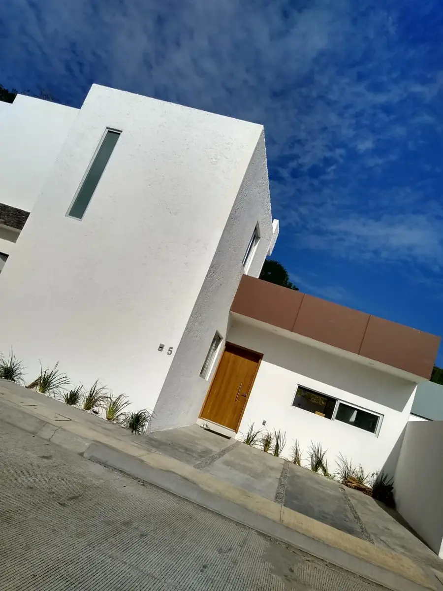 Casa en renta en Los Manantiales Residencial, Alvarado — foto 1 de 8