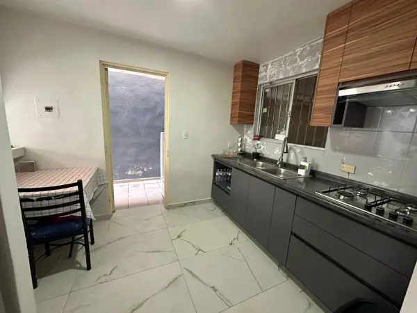 Casa en venta en Bugambilias de la Sierra, Guadalupe — foto 3 de 20