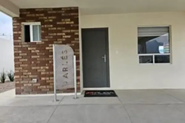 Casa en venta en Portal de las Lomas, Saltillo — foto 2 de 21