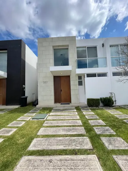 Casa en Lomas de Angelópolis, San Andrés Cholula, Puebla