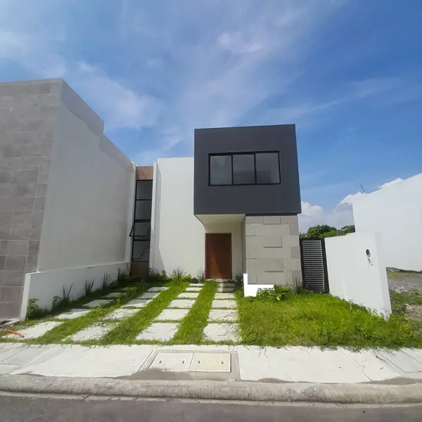 Casa en venta en Lomas de la Rioja, Alvarado — foto 2 de 25