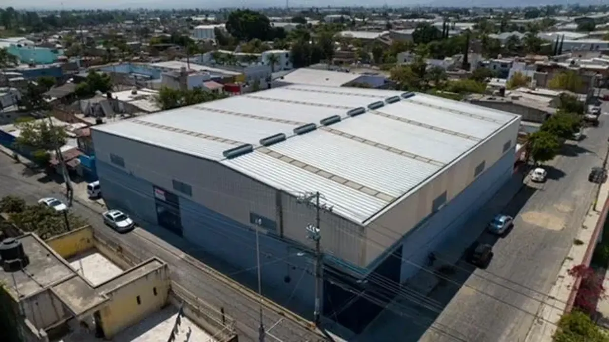 Nave en venta en El Mante, Zapopan — foto 1 de 43