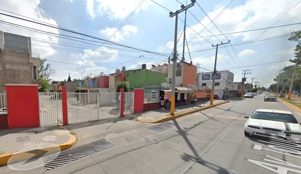 Casa en venta en Paseos de Tultepec II, Tultepec — foto 2 de 35