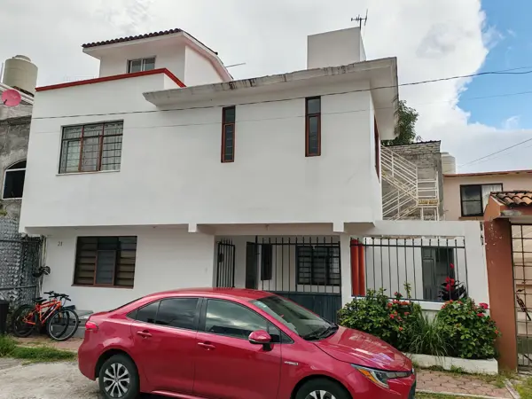 Casa en venta en Los Pirules, Morelia — foto 2 de 26