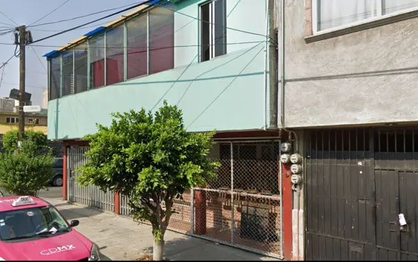Casa en venta en Constitucion de 1917, Iztapalapa — foto 2 de 18